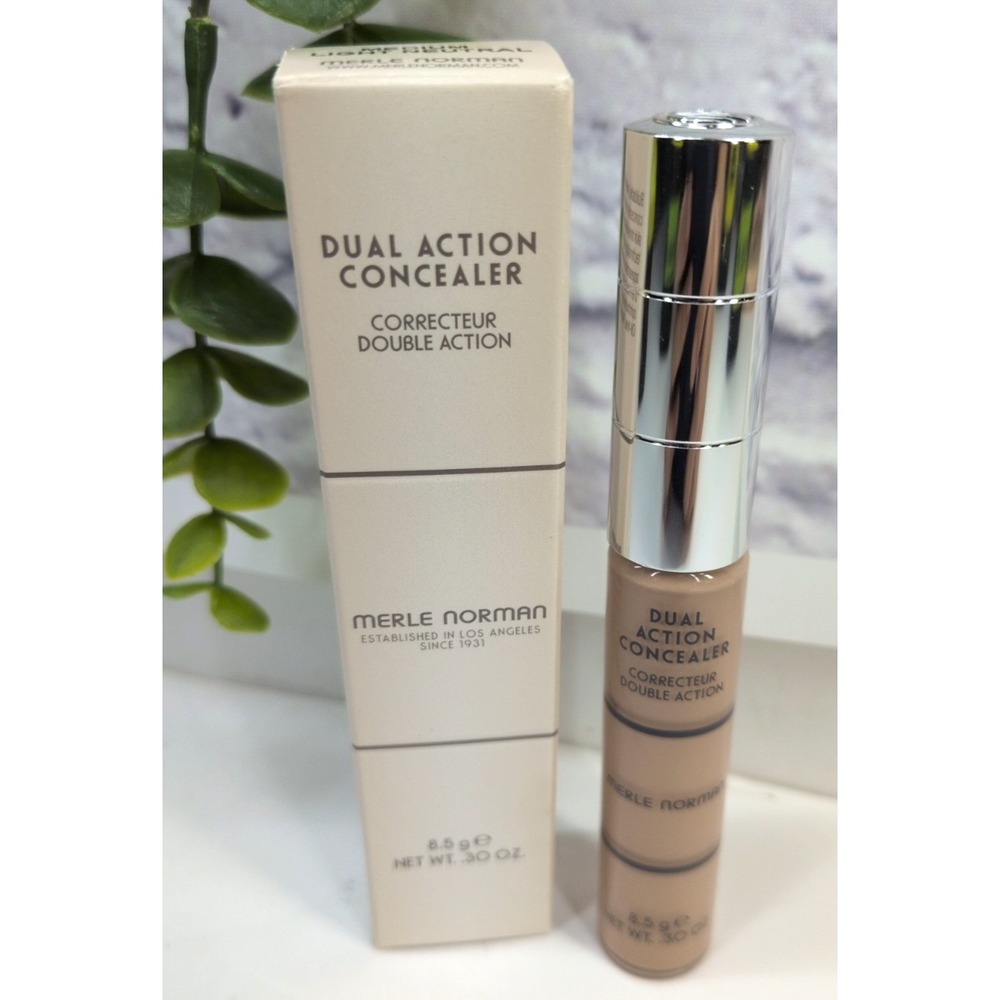 VNTG NIB! MEDIUM LIGHT NEUTRAL😍Merle Norman Dual Action Concealer Rare